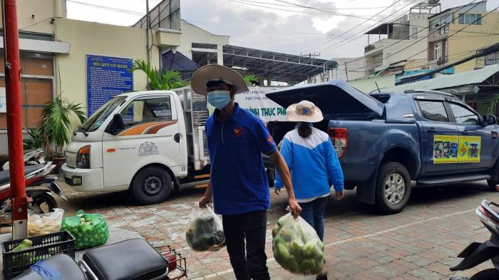 TRAO QUÀ ĐẾN CÁC PHƯỜNG LONG PHƯỚC, PHƯỚC LONG A, PHƯỚC LONG B, PHƯỚC BÌNH VÀ CHÙA DIỆU TRÀNG CÙNG NGƯỜI DÂN TRÊN ĐỊA BÀN PHƯỜNG PHƯỚC LONG A - TP.THỦ ĐỨC, TP.HCM (NGÀY 16/09/2021)